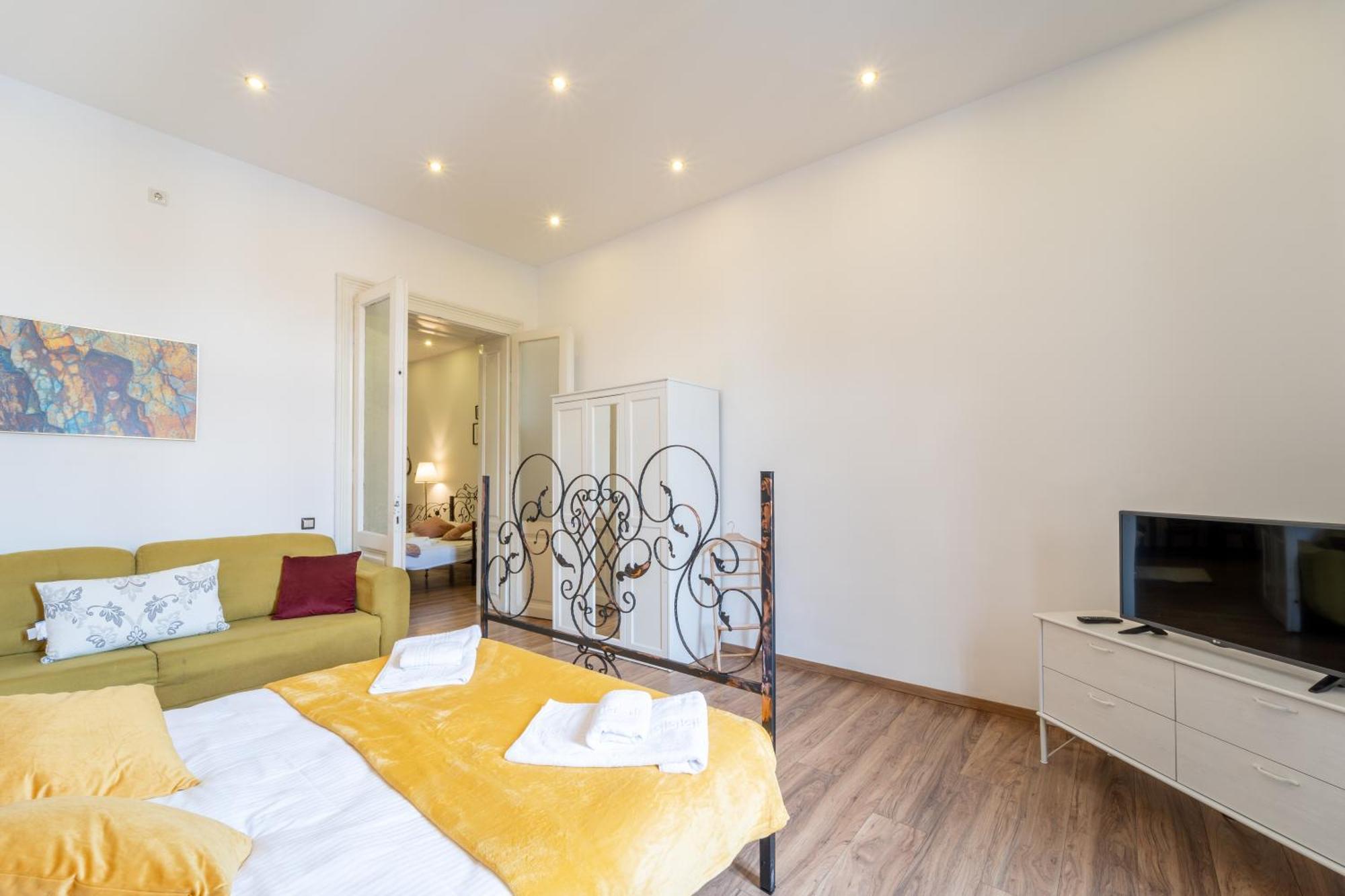 Cozy Spacious 5 Star Accommodation In The Heart Of Historic Center Клуж-Напока Экстерьер фото